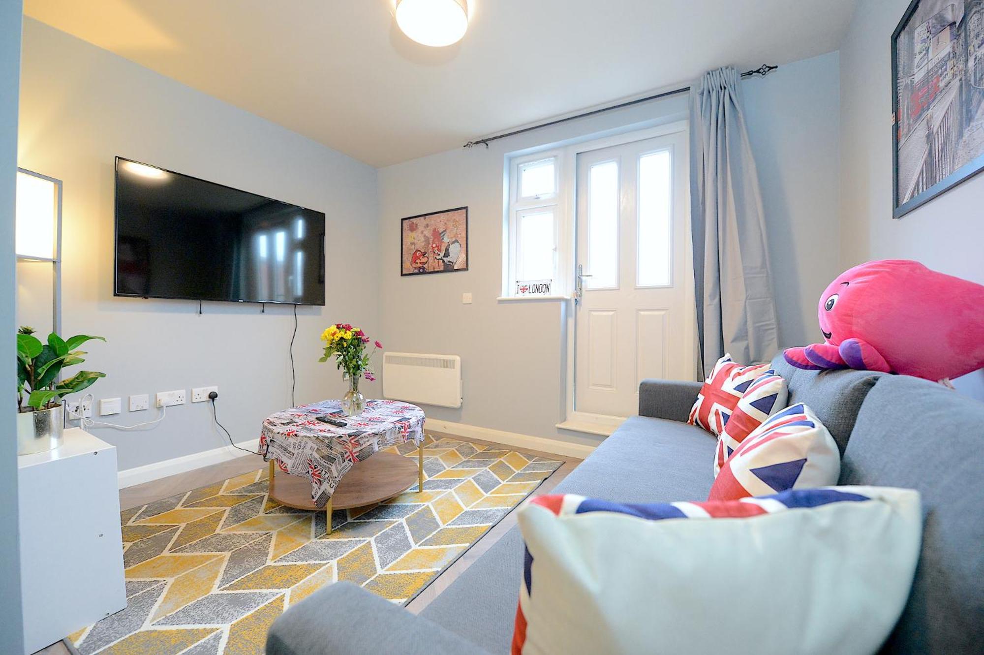 شقة 2 Bed Terraced Flat Piccadilly Line لندن المظهر الخارجي الصورة
