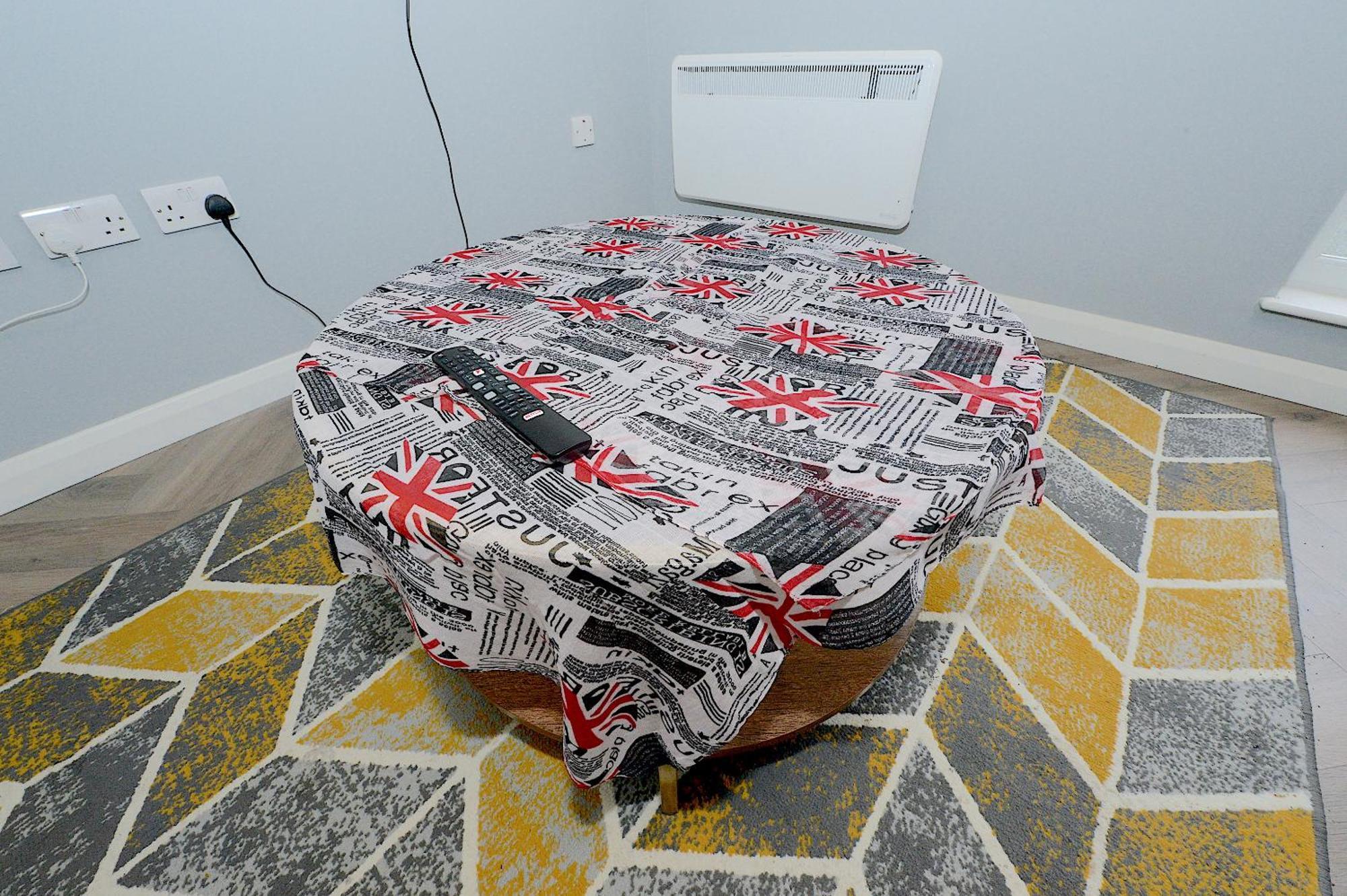 شقة 2 Bed Terraced Flat Piccadilly Line لندن المظهر الخارجي الصورة